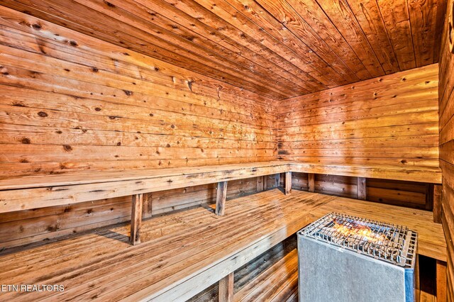 view of sauna / steam room