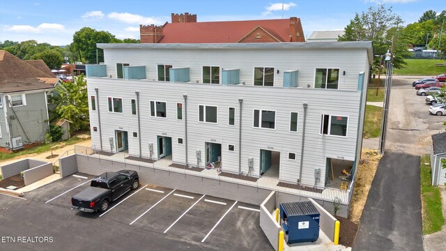 113 E Oldham Unit 102, Knoxville, TN 37917 - photo 1