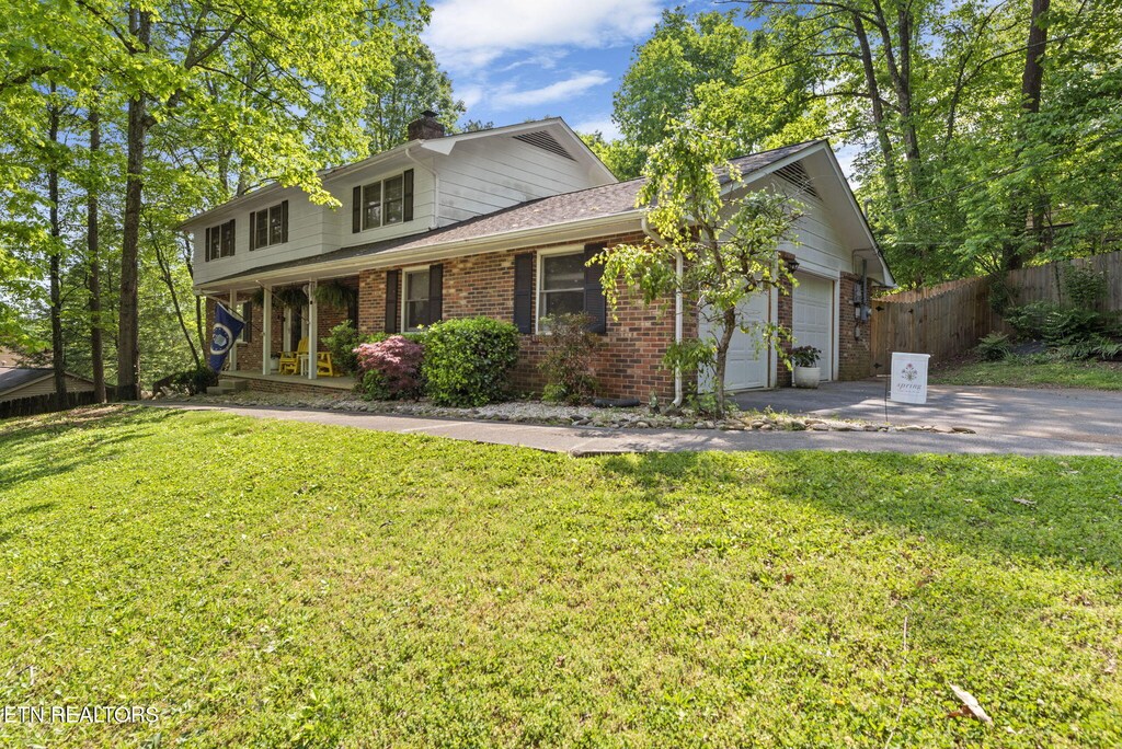 705 Kimbee Rd, Knoxville, TN 37923 - photo 1