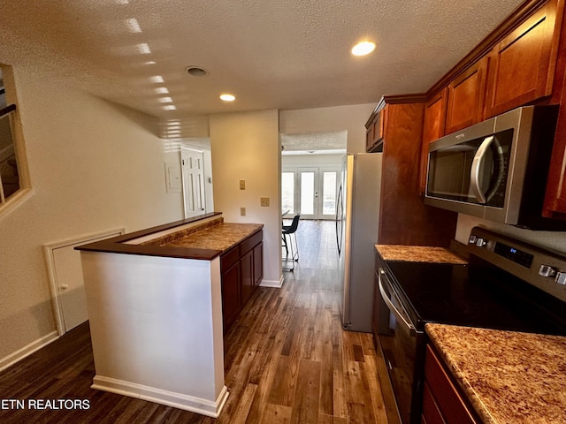 6523 Deane Hill Dr Unit 12, Knoxville, TN 37919 - photo 5