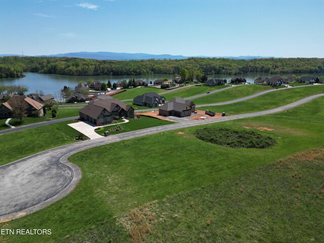 325 Watercress Dr, Vonore, TN 37885