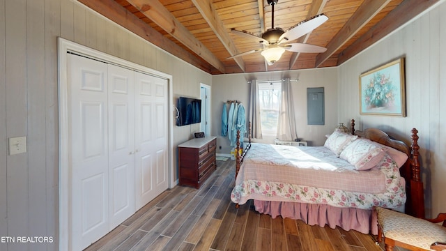 220 Lovelady Ln, Dayton, TN 37321 - bedroom with a closet, dark wood finished floors, beam ceiling, and wooden ceiling