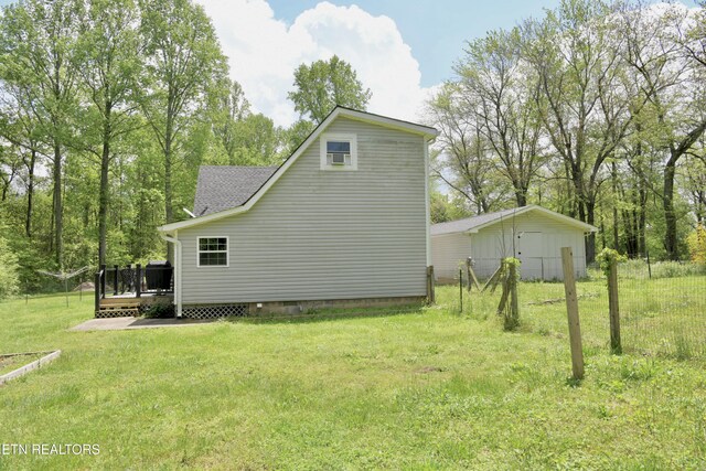 220 Lovelady Ln, Dayton, TN 37321 - view of side of home featuring a lawn, fence, roof with shingles, and a deck