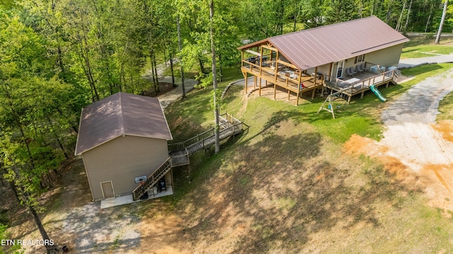 bird's eye view with a forest view