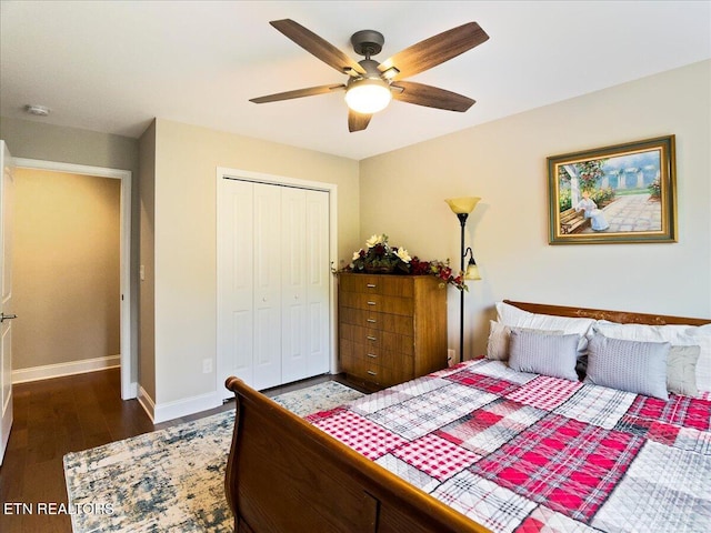 107 Mistletoeberry Rd, Oak Ridge, TN 37830 - bedroom with a closet, dark wood-style flooring, ceiling fan, and baseboards