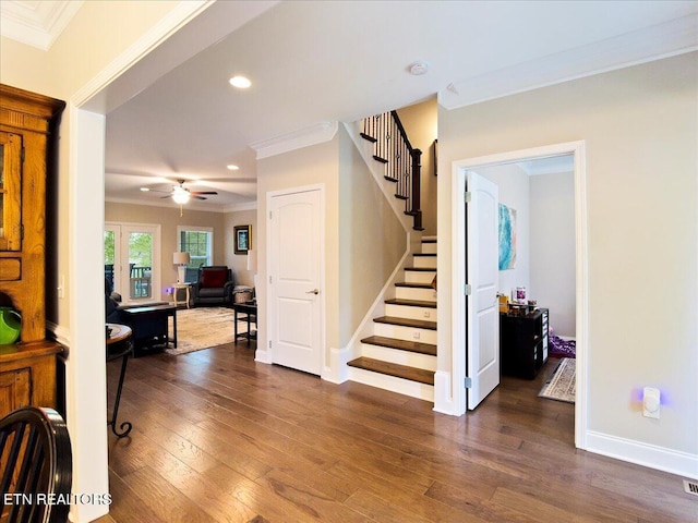 107 Mistletoeberry Rd, Oak Ridge, TN 37830 - interior space featuring hardwood / wood-style floors, ceiling fan, crown molding, and recessed lighting