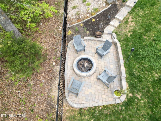 107 Mistletoeberry Rd, Oak Ridge, TN 37830 - details with an outdoor fire pit