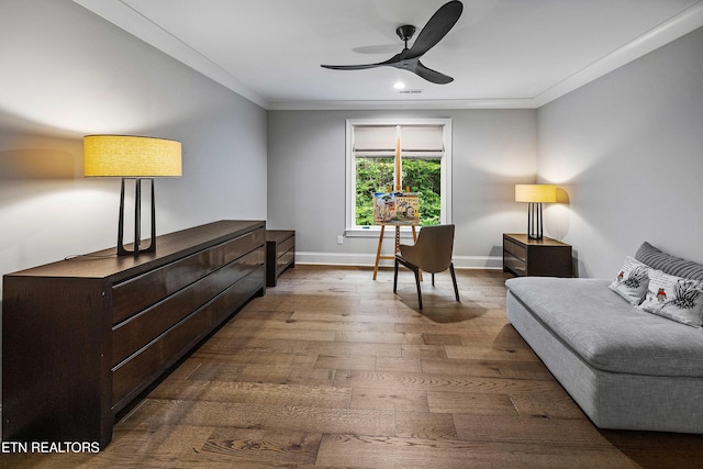 8947 Linksvue Dr, Knoxville, TN 37922 - living area with hardwood / wood-style floors, baseboards, recessed lighting, ornamental molding, and a ceiling fan