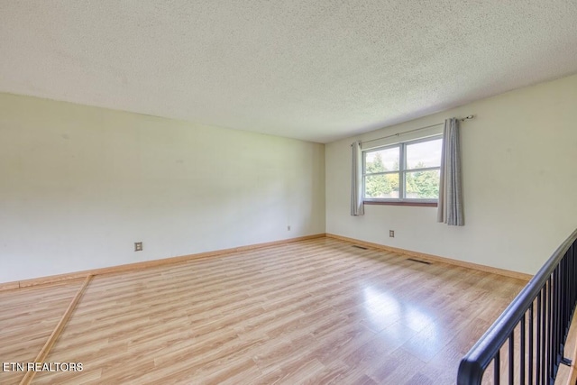 7808 Queensbury Dr, Knoxville, TN 37919 - photo 18