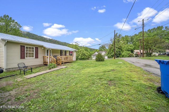 301 Hill St, Rocky Top, TN 37769 - view of yard with aphalt driveway