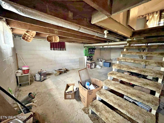 view of unfinished below grade area