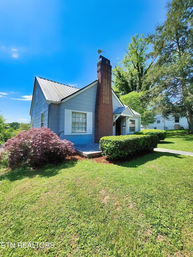 510 E Ash St, Lafollette, TN 37766