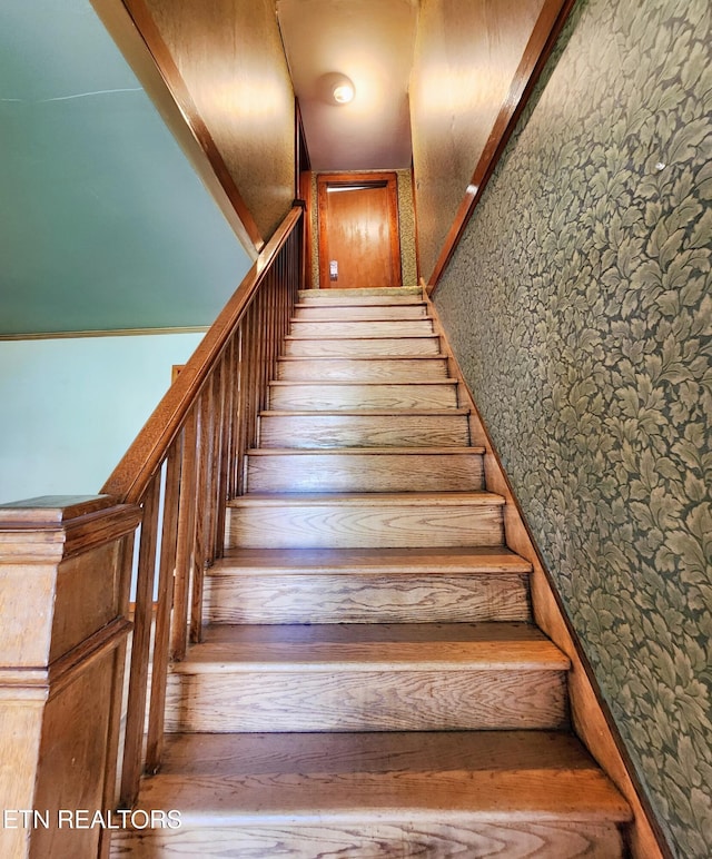 510 E Ash St, Lafollette, TN 37766