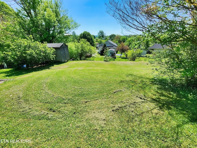 510 E Ash St, Lafollette, TN 37766