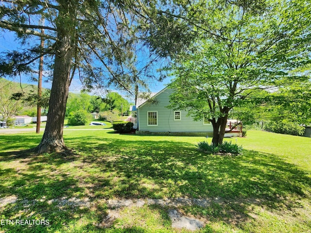 510 E Ash St, Lafollette, TN 37766
