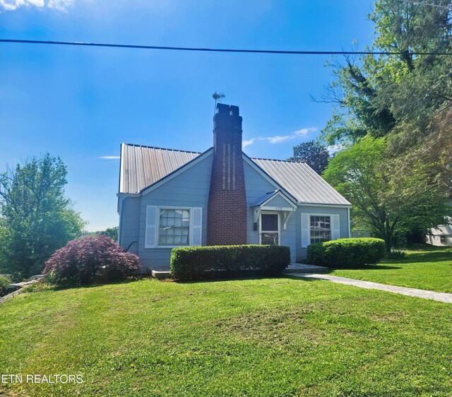 510 E Ash St, Lafollette, TN 37766