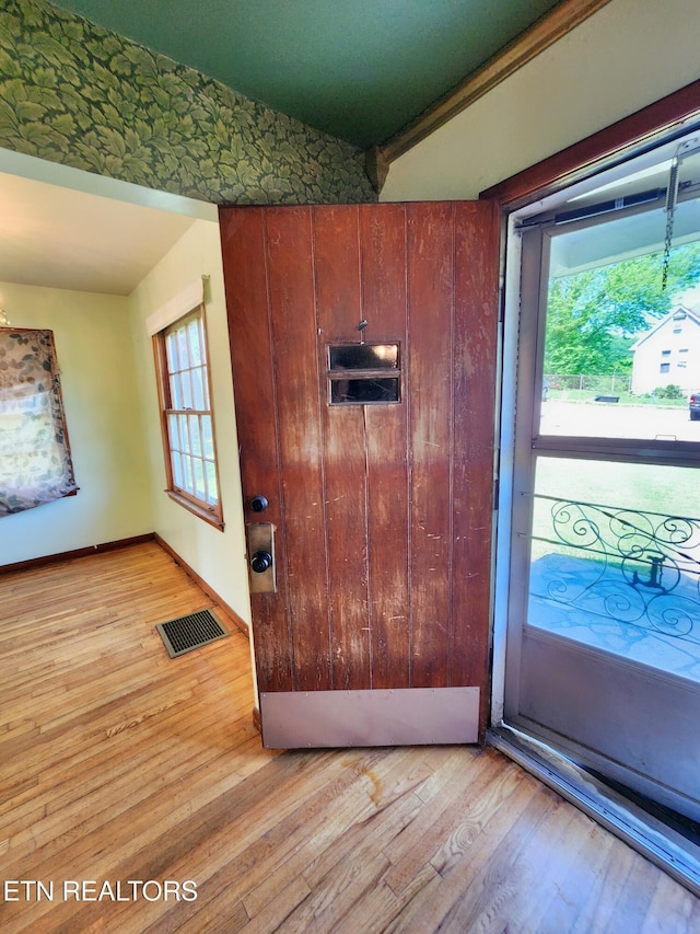 510 E Ash St, Lafollette, TN 37766