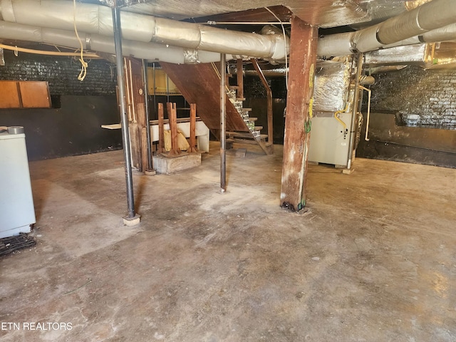 510 E Ash St, Lafollette, TN 37766