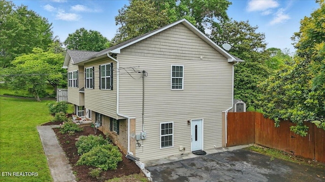 12116 W Kings Gate Rd, Farragut, TN 37934 - rear view of property with a patio
