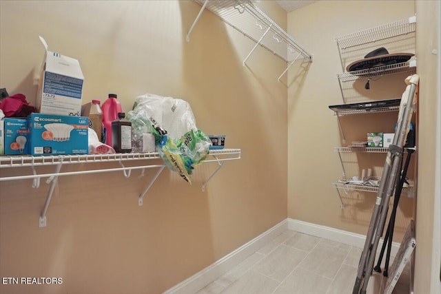 12116 W Kings Gate Rd, Farragut, TN 37934 - view of spacious closet