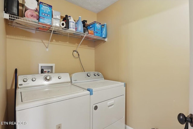 12116 W Kings Gate Rd, Farragut, TN 37934 - washroom featuring washing machine and clothes dryer