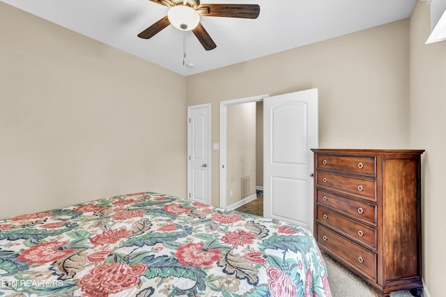 1827 Autumn Bluff Rd, Knoxville, TN 37932 - carpeted bedroom featuring a ceiling fan