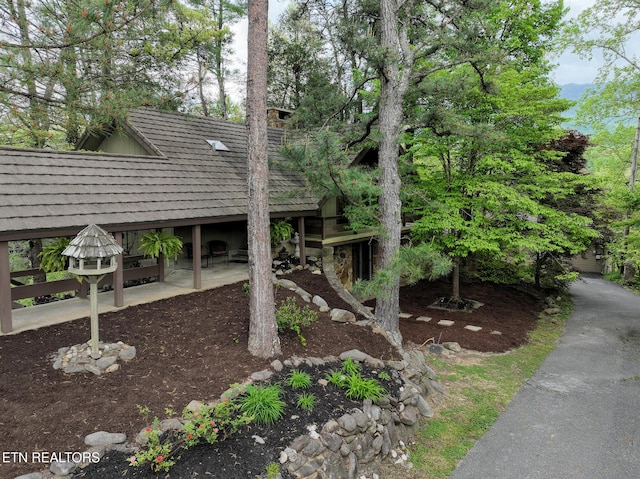 view of front of house with a patio