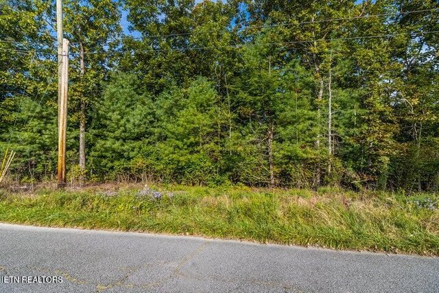 1566 E Cherokee Rd, Crossville, TN 38572