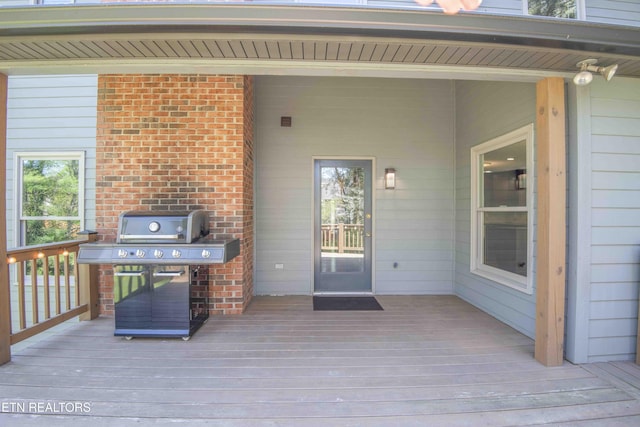 deck with grilling area
