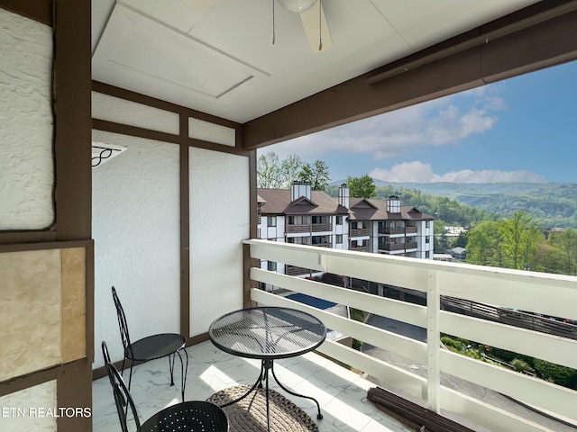 balcony with ceiling fan