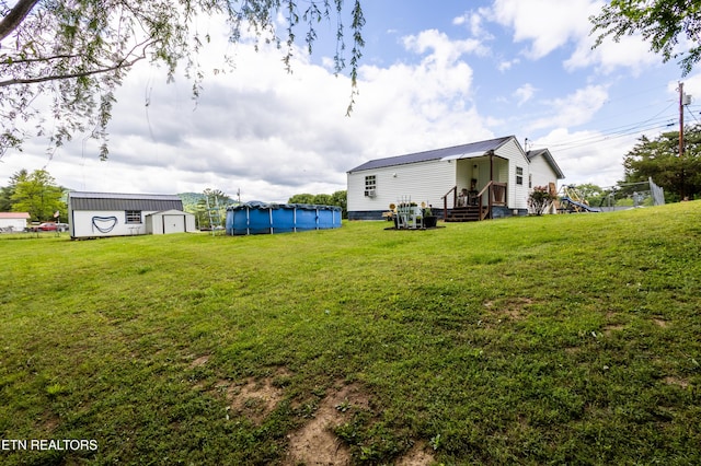 172 W Hills Rd, Rutledge, TN 37861 - view of grassy yard featuring a covered pool