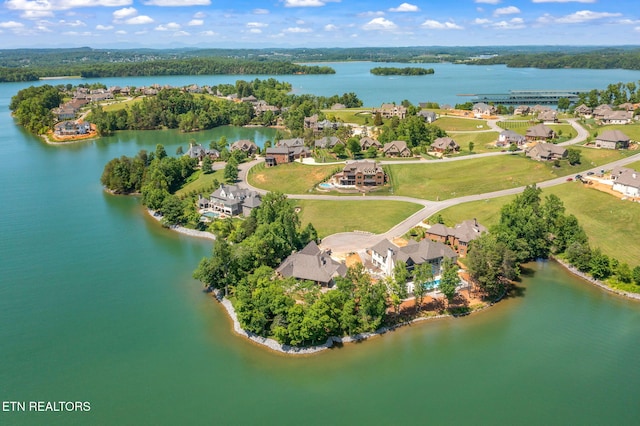 165 Captains Way, Lenoir City, TN 37772