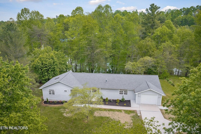 260 Yonside Dr, Sparta, TN 38583 - drone / aerial view featuring a forest view