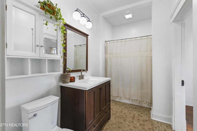 1321 N 4th Ave, Knoxville, TN 37917 - full bathroom with toilet, a shower with shower curtain, and vanity