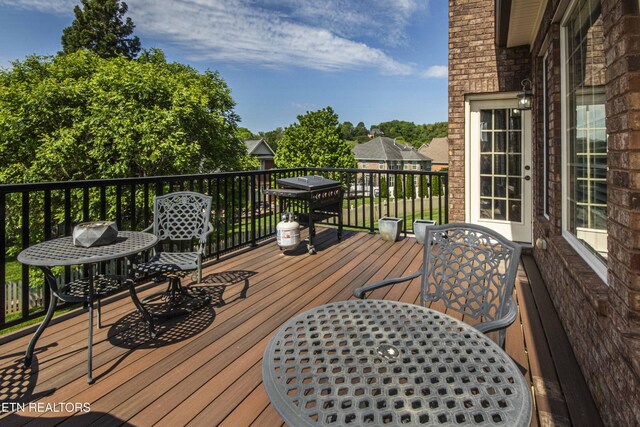 719 Lake Vista Ln Unit 3, Knoxville, TN 37934 - wooden terrace featuring outdoor dining space
