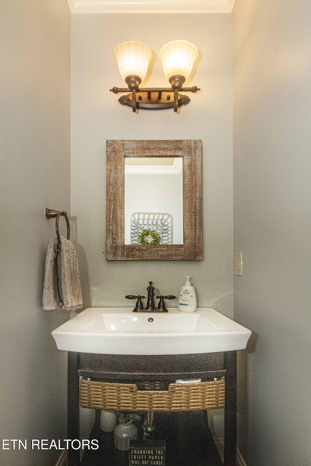 719 Lake Vista Ln Unit 3, Knoxville, TN 37934 - bathroom featuring a sink