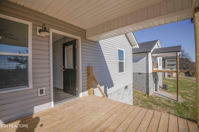 3328 Wimpole Ave, Knoxville, TN 37914 - wooden deck featuring visible vents