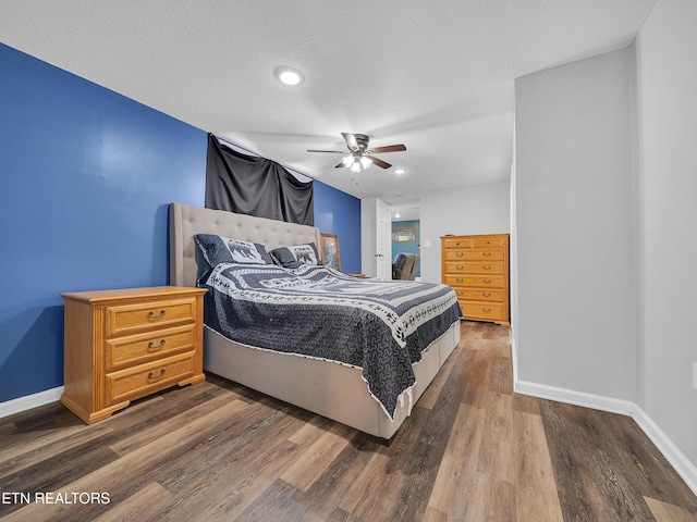 380 Buster Blvd, Lenoir City, TN 37772 - bedroom featuring a ceiling fan, baseboards, recessed lighting, and wood finished floors