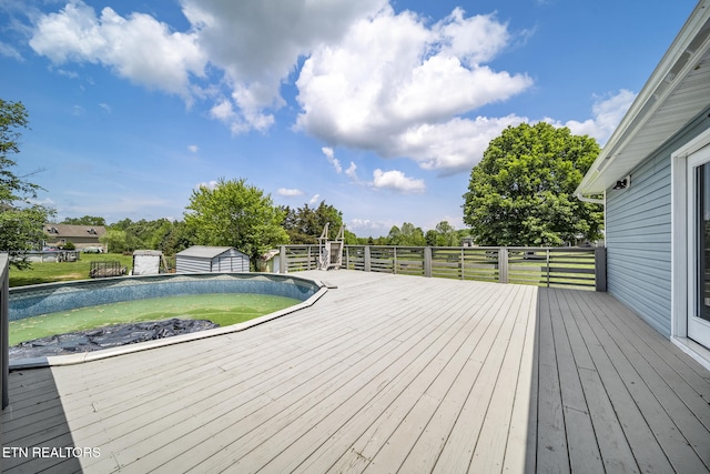 2934 Eledge Ln, Sevierville, TN 37876 - deck with an outdoor pool