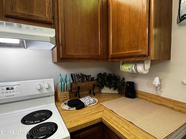653 Oaks View Ct, Pigeon Forge, TN 37863 - photo 14