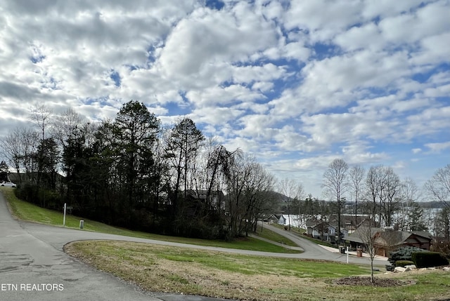 213 Northshore Dr, Greenback, TN 37742