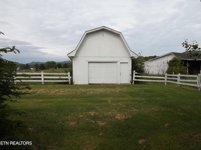 view of detached garage