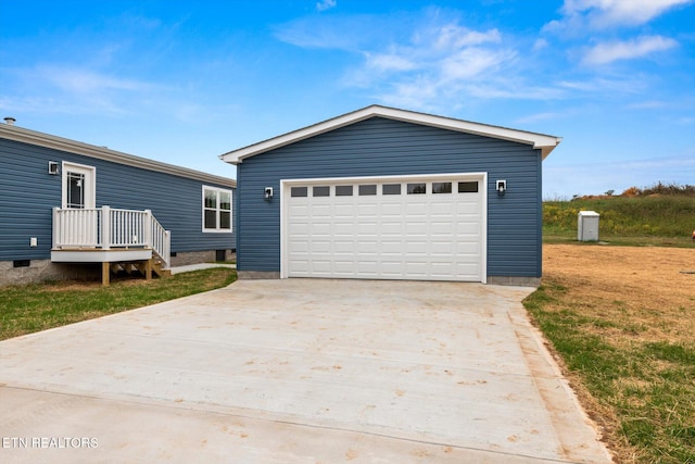 view of detached garage