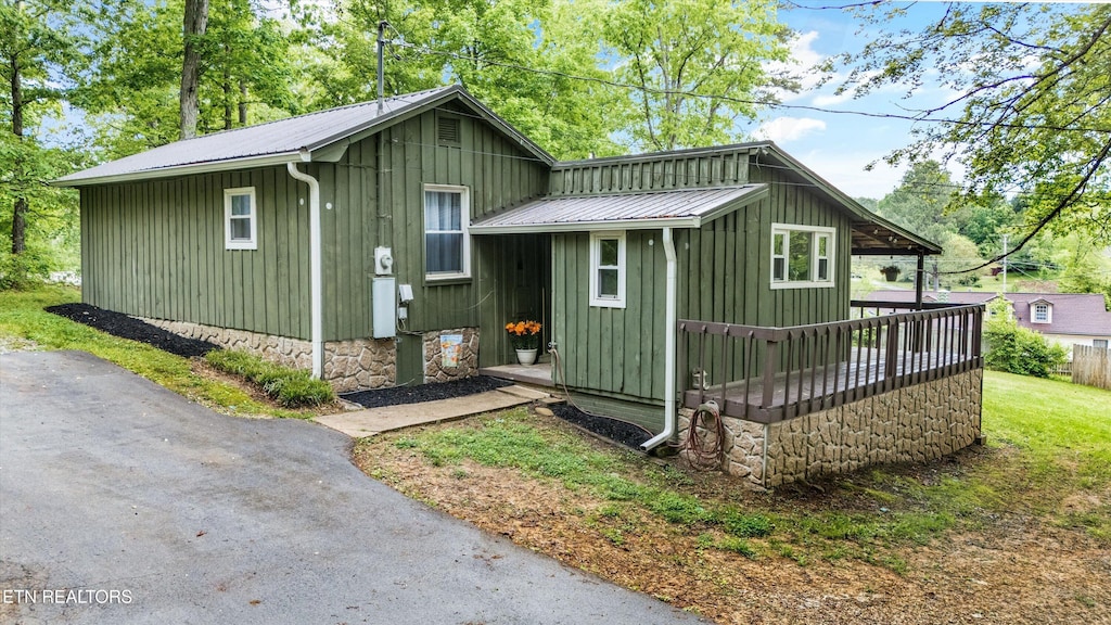 2724 Tipton Station Rd, Knoxville, TN 37920 - exterior space with board and batten siding and metal roof