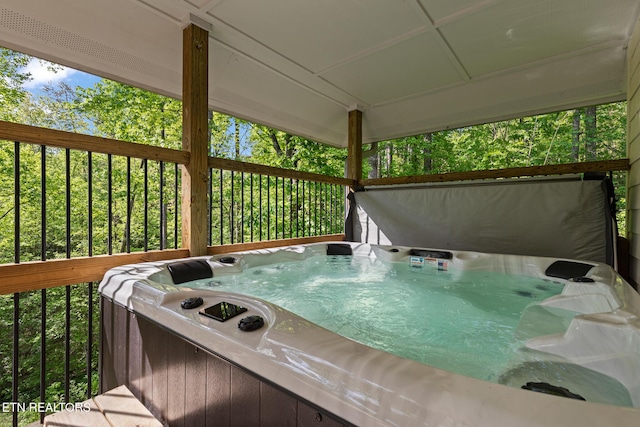 3487 Summit Trails Dr, Sevierville, TN 37862 - wooden terrace with a hot tub