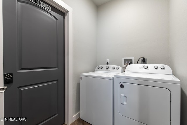 3487 Summit Trails Dr, Sevierville, TN 37862 - washroom featuring laundry area, wood finished floors, and washer and dryer