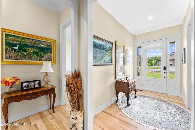 112 Naduli Trl, Vonore, TN 37885 - entryway featuring crown molding, recessed lighting, baseboards, light wood-type flooring, and visible vents