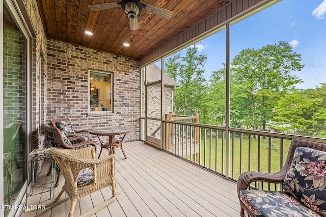 112 Naduli Trl, Vonore, TN 37885 - sunroom featuring ceiling fan
