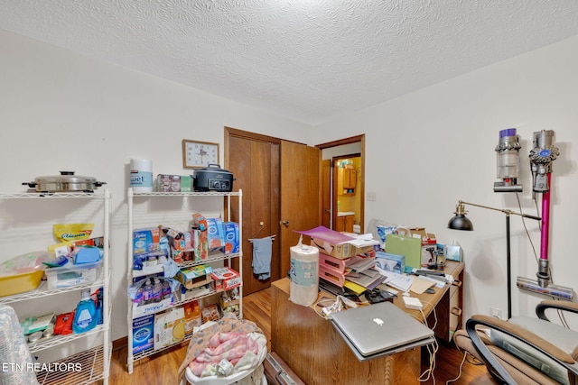 243 Bunch Ln, Clinton, TN 37716 - office area with wood finished floors and a textured ceiling