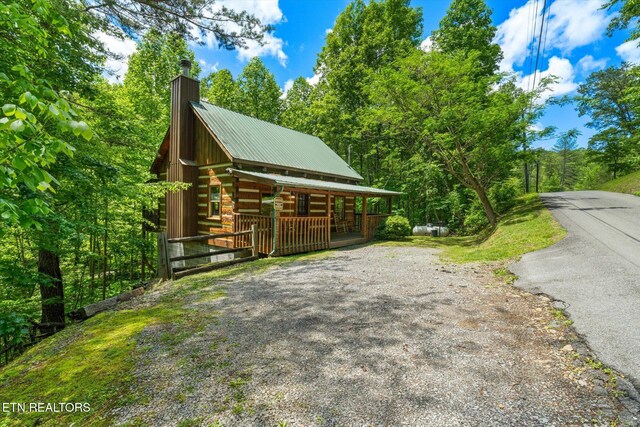 1626 Lake Dr, Gatlinburg, TN 37738